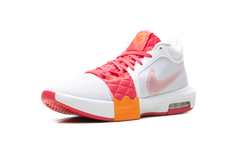 LEBRON WITNESS 8 "DUNKIN DONUTS" FB2239 104