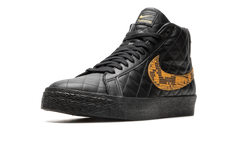 SB Blazer "Supreme - Black" DV5078 001