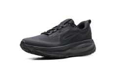 Vomero 18 Gore-Tex "Black Anthracite" HQ7001 001