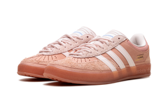 Gazelle Indoor "Bad Bunny - Cabo Rojo" JS5052