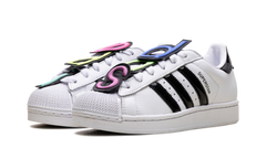SUPERSTAR II "Jeremy Scott - White" JR3584