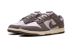 Dunk Low SE "Platinum Violet" FQ8249 001