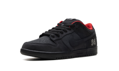 SB Dunk Low "Supreme - Black" HQ8487 001