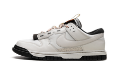 Dunk Low Remastered "Sail / Black" FB8894 002