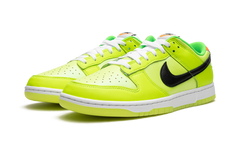 Dunk Low "Glow in the Dark" FJ4610 702