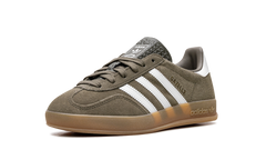 Gazelle Indoor "Olive Strata Cloud White Gum" JQ0174