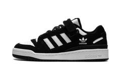 Forum Low "Panda" GW0695