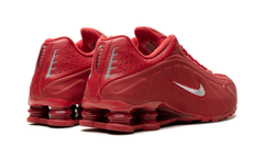 Shox R4 "Red White" IQ0608 687