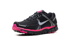 Zoom Vomero 5 "Black Pink Blast" FB9149 004