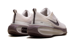 ZoomX Invincible Run 3 "Phantom Burgundy Crush" DR2615 010
