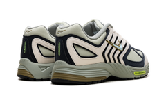 Air Pegasus 2K5 "Olive Aura" HQ3444 343