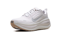 Vomero Plus "Speckle Vast Grey Wolf Grey" IO4323 001
