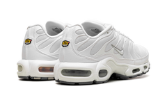 Air Max Plus "Triple White" 604133 139
