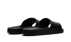 Adilette Aqua Slides "Core Black" f35550