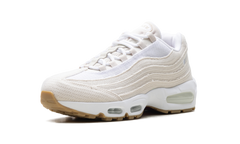Air Max 95 OG "Levi's Denim - Light Orewood Brown" HM4743 100