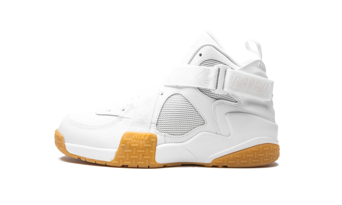 Air Raid "White / Gum" DJ5974 100