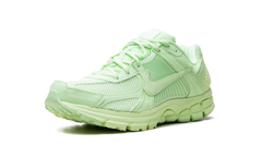 Zoom Vomero 5 "Pistachio" HF5493 301