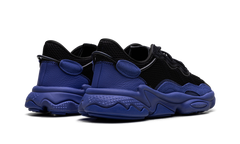 Ozweego "Core Black Semi Lucid Blue" H06145