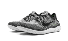 Free RN Flyknit 2018 "Oreo" 942838 101