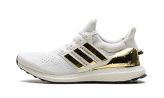 Ultra Boost "Fortnite - Victory Crown" JQ0717
