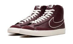 Blazer Mid '77 PRM "Night Maroon" DQ7672 600