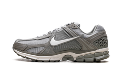 Zoom Vomero 5 "Dark Stucco" HF1553 002