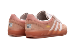 Gazelle Indoor "Bad Bunny - Cabo Rojo" JS5052