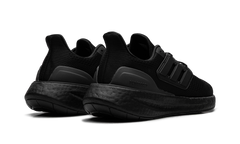 Pureboost 23 "Core Black" IF2375