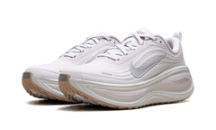 Vomero Plus "Speckle Vast Grey Wolf Grey" IO4323 001