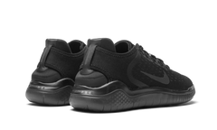 Free RN 2018 "Triple Black" 942836 002