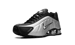 Shox R4 "Metallic Silver / Black" HQ1988 007