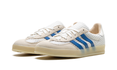 Gazelle Indoor "Off White Focus Blue" JH5419