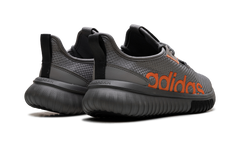 Kaptir 4.0 "Grey Three Impact Orange" jq3540