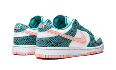 Dunk Low "Snakeskin Washed Teal Bleached Coral" DR8577 300