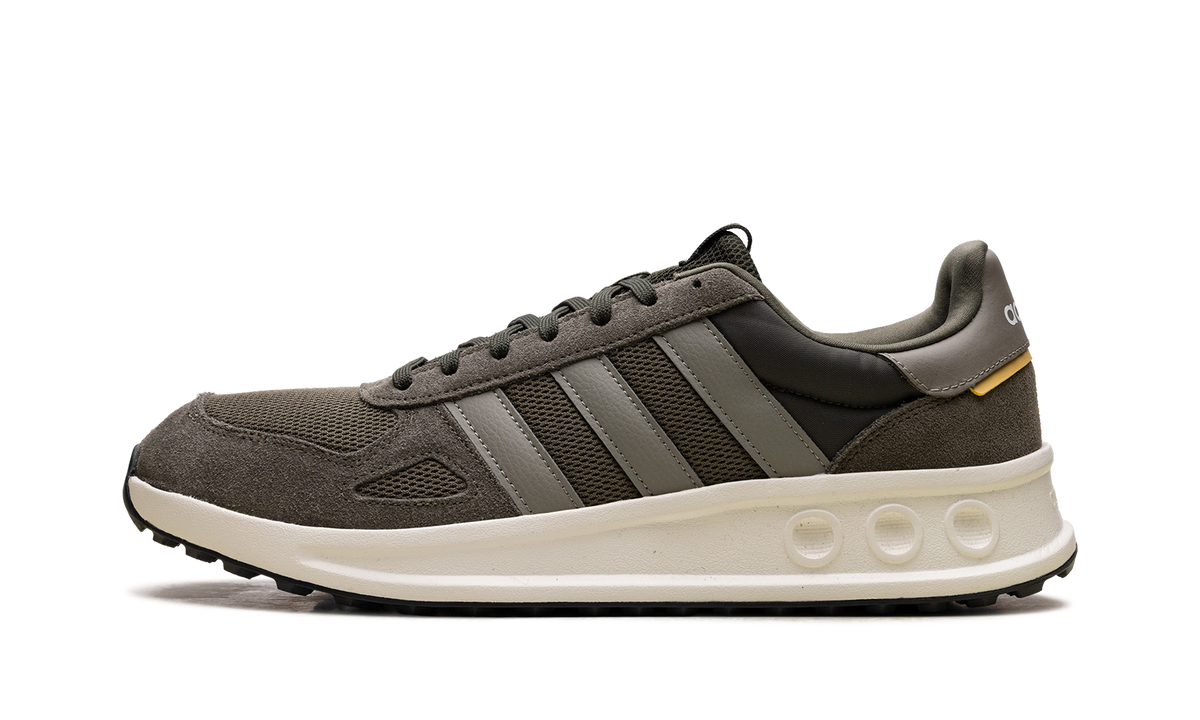 Run 84 "Military Green" IH8616