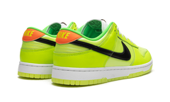 Dunk Low "Glow in the Dark" FJ4610 702