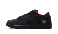 SB Dunk Low "Supreme - Black" HQ8487 001
