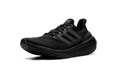 ULTRABOOST LIGHT "Black" GZ5159