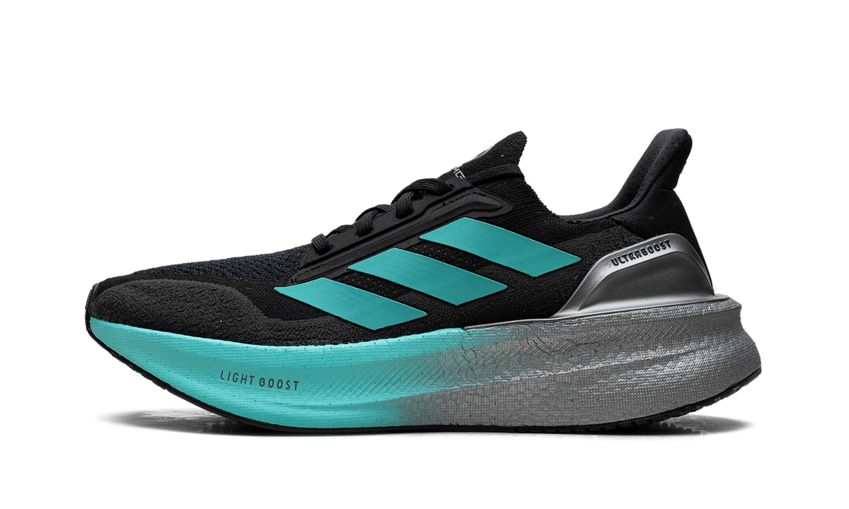 Ultra Boost 5X WMNS "Mercedes-AMG Petronas Formula One Team" JR9385
