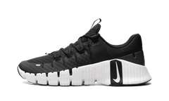 Free Metcon 5 "Black / White" DV3949 001