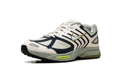 Air Pegasus 2K5 "Olive Aura" HQ3444 343