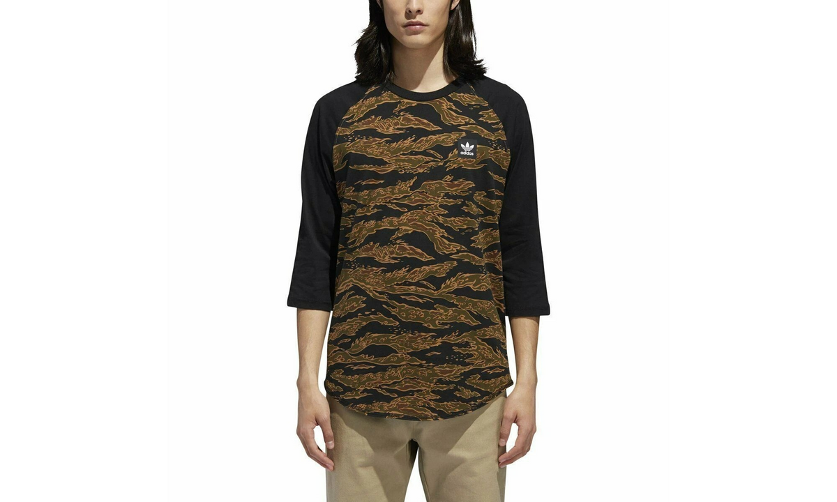 Camouflage Raglan Tee "Camo / Black" DH3910