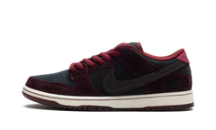 SB Dunk Low "Riot Skateshop" FZ1289 200