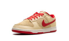 Dunk Low "STRAWBERRY WAFFLE" HJ9100 294