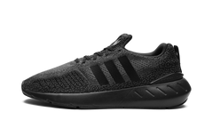 Swift Run 22 "Blackout" GZ3500