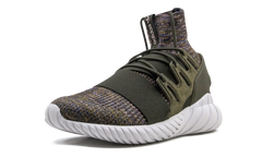 Tubular Doom PK BY3551