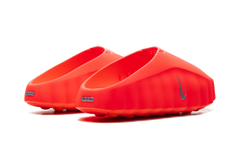 Mind 001 "Solar Red" HQ4307 600