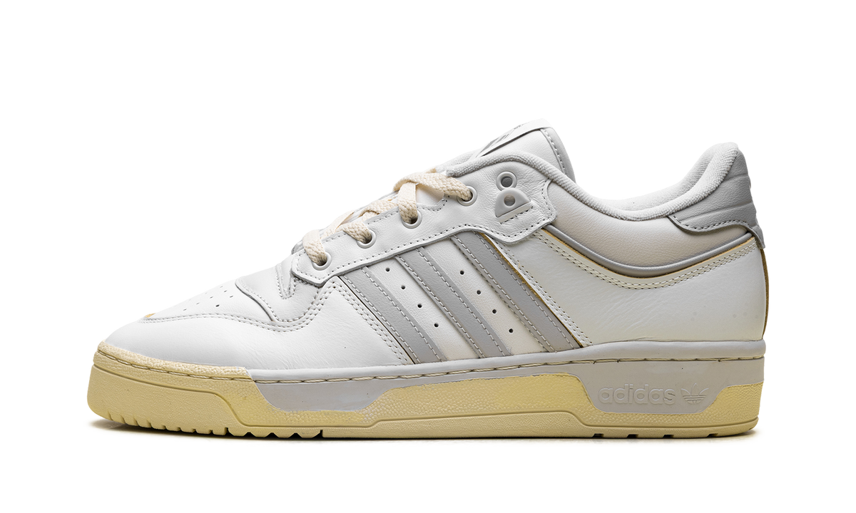 RIVALRY LOW 86 "CWHITE/GREONE/OWHITE" GZ2556