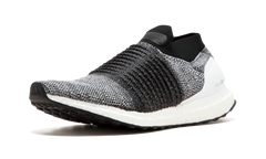 UltraBoost Laceless "Oreo" BB6141