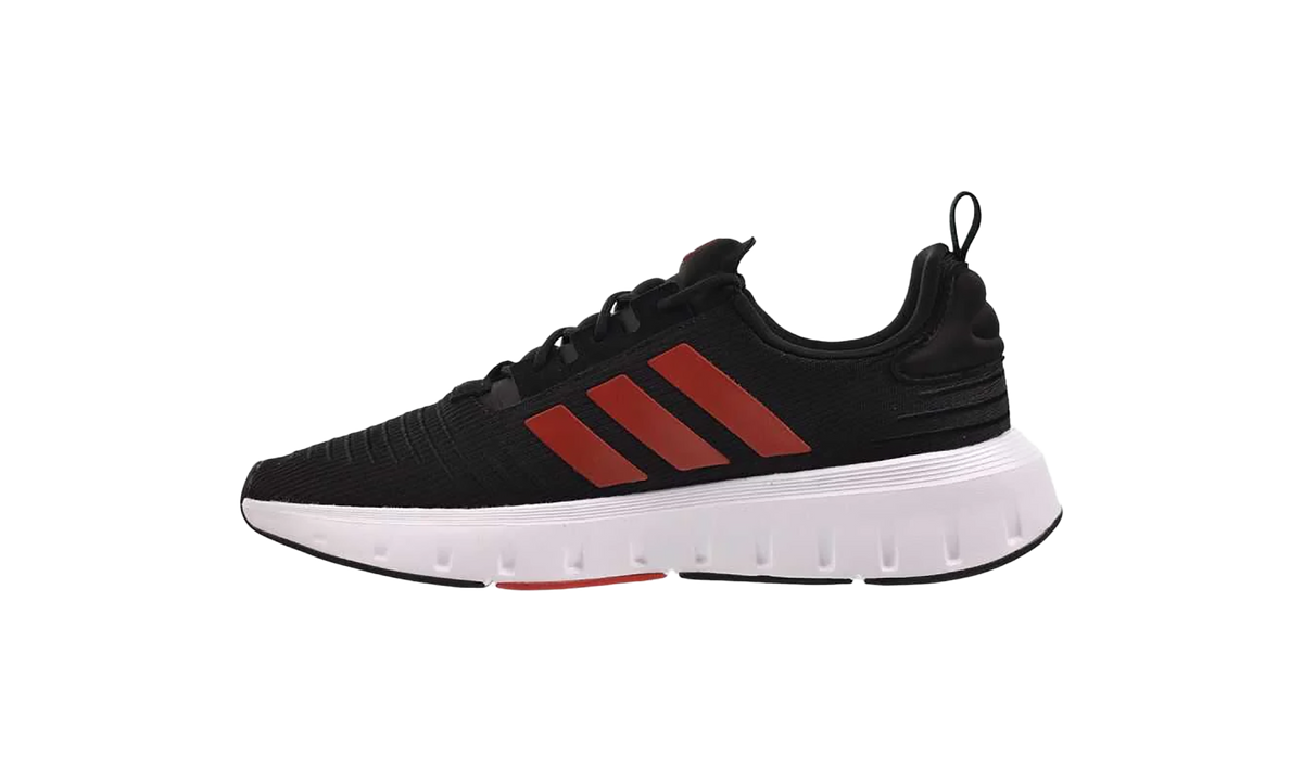 Swift Run 23 "Core Black / Better Scarlet" IG4706